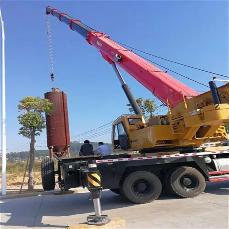 沂水专业吊车租赁多少钱