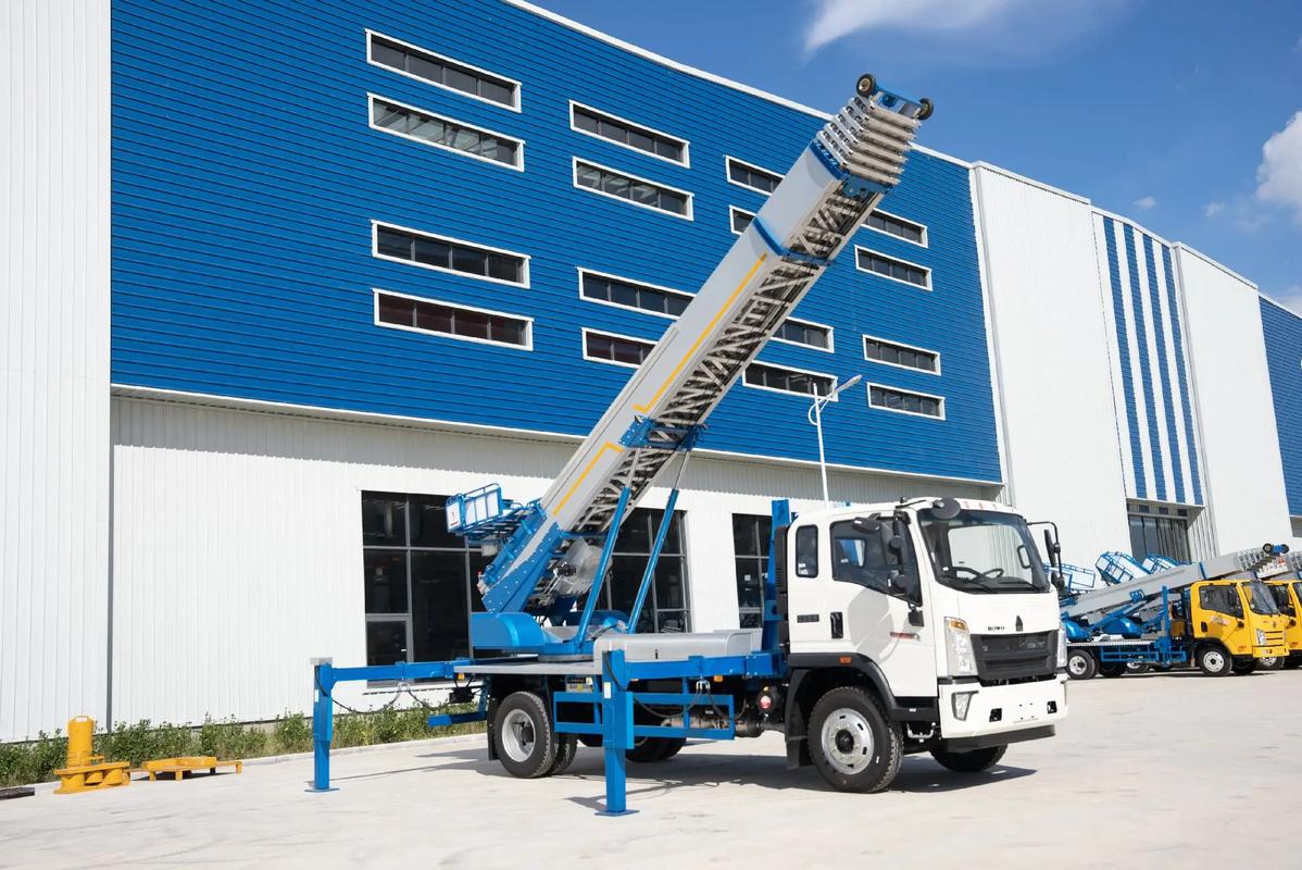 沂水小型云梯车上料车租赁多少钱